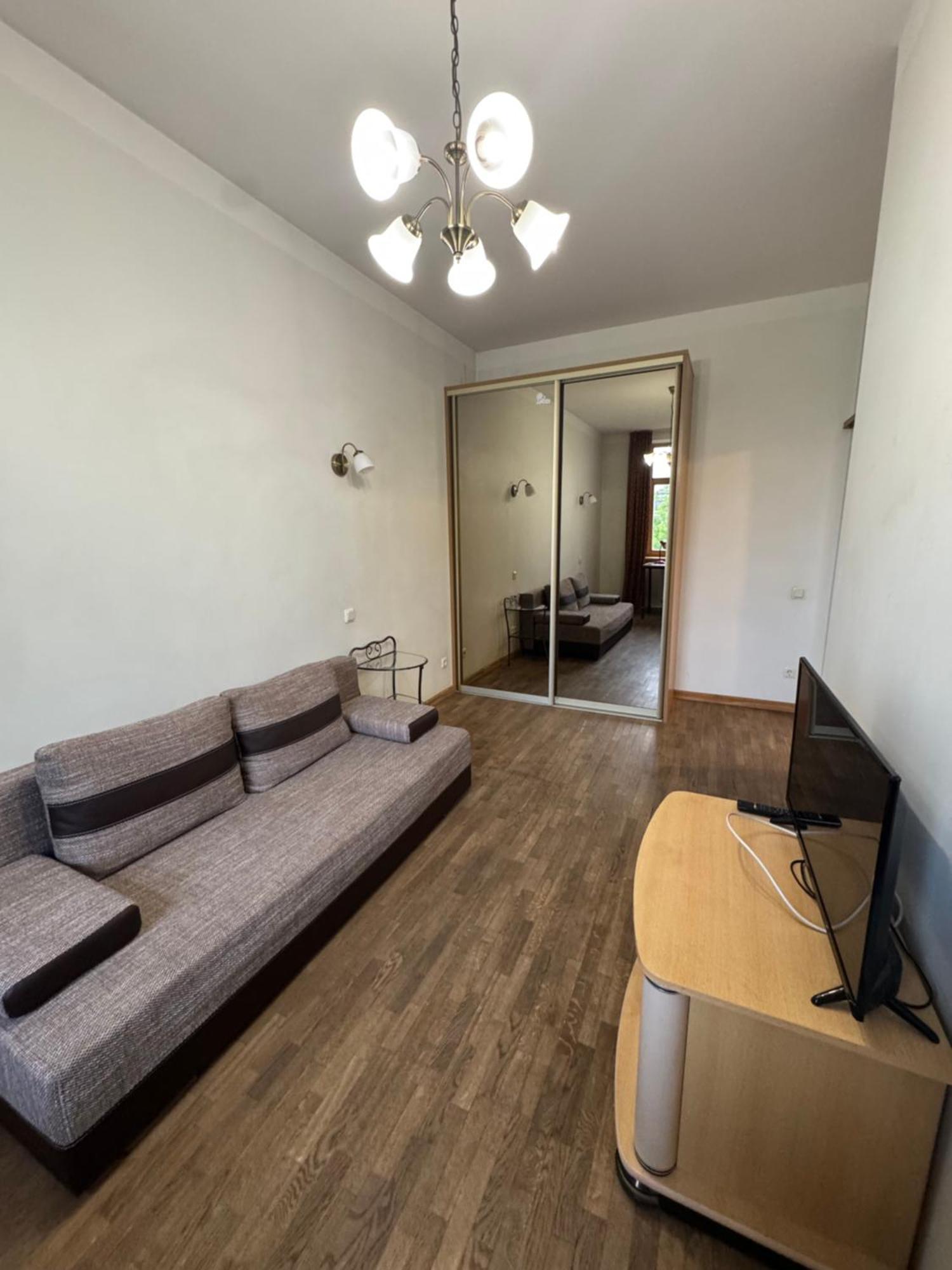 Quiet Centre Two Apartmet No 22 *